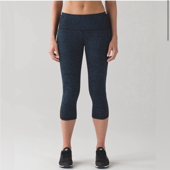 Lululemon Free Runner Crop Shatter Weave Desert Teal Alberta Lake Legging - Picture 1 of 6